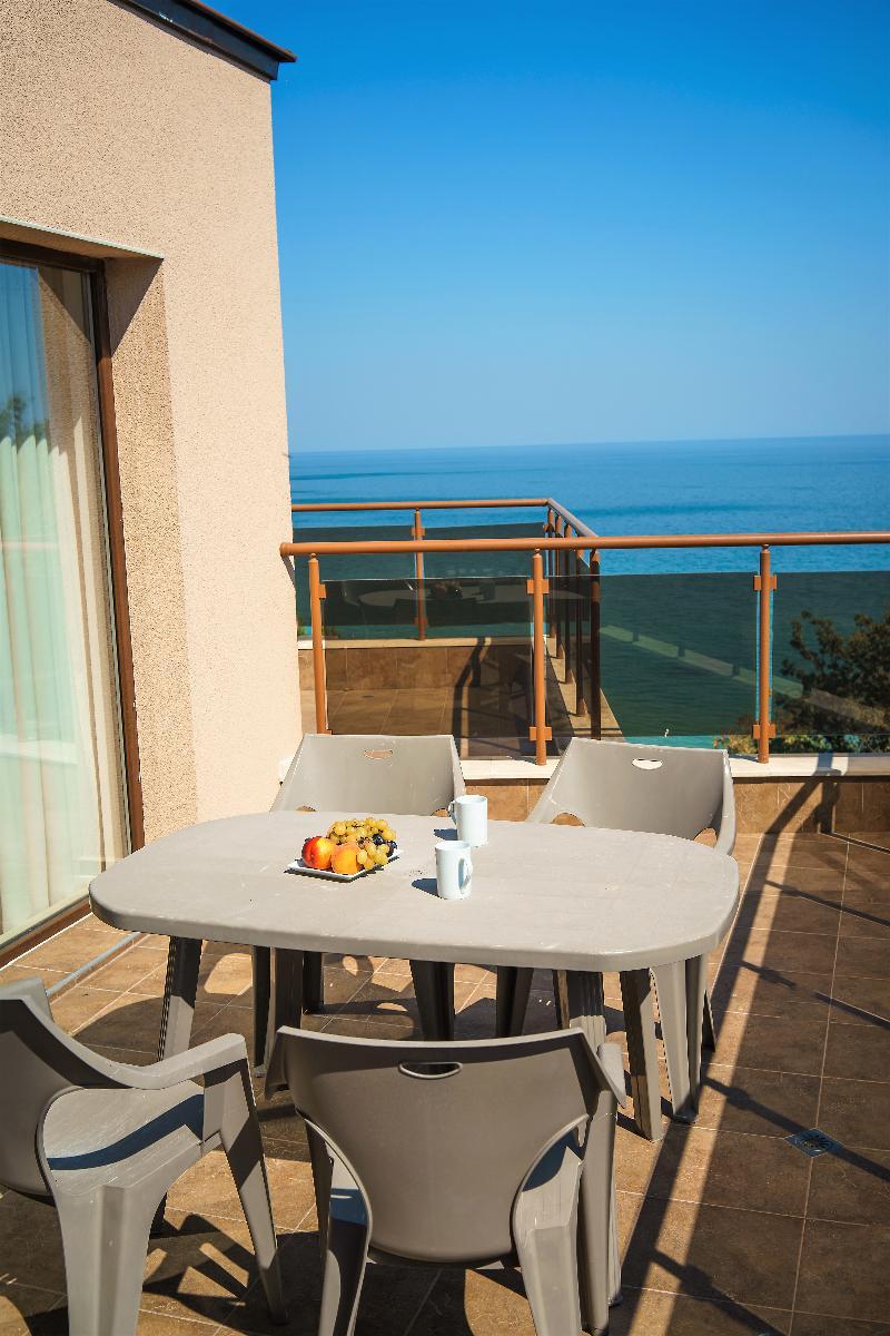 Moreto Seaside Aparthotel Обзор Экстерьер фото