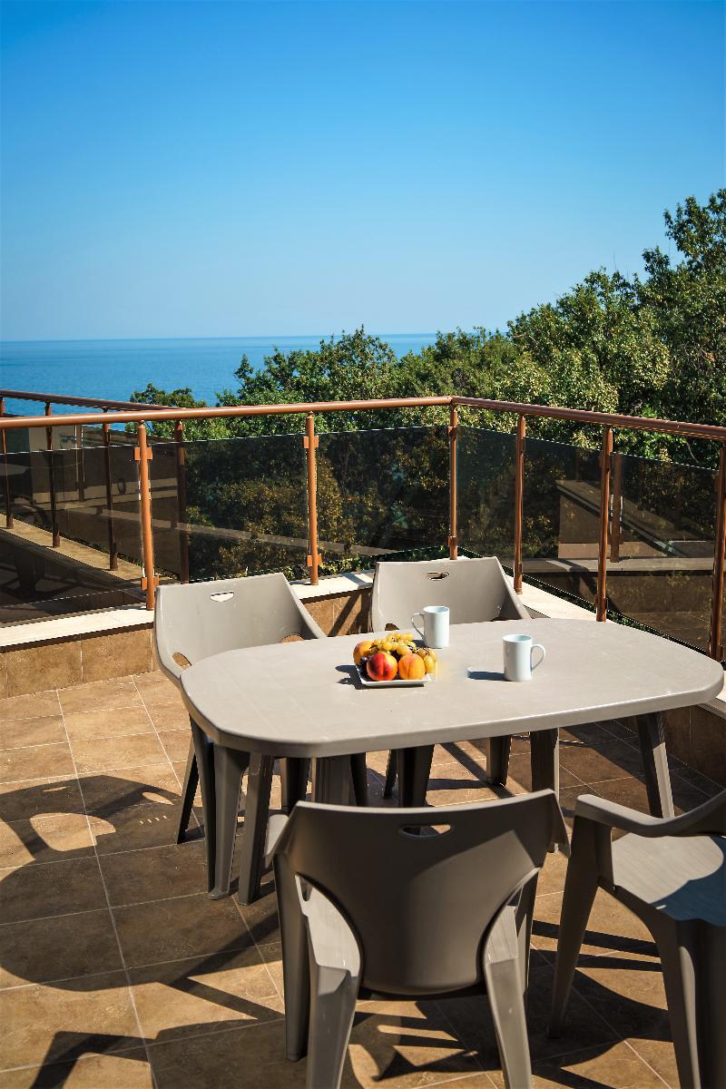 Moreto Seaside Aparthotel Обзор Экстерьер фото