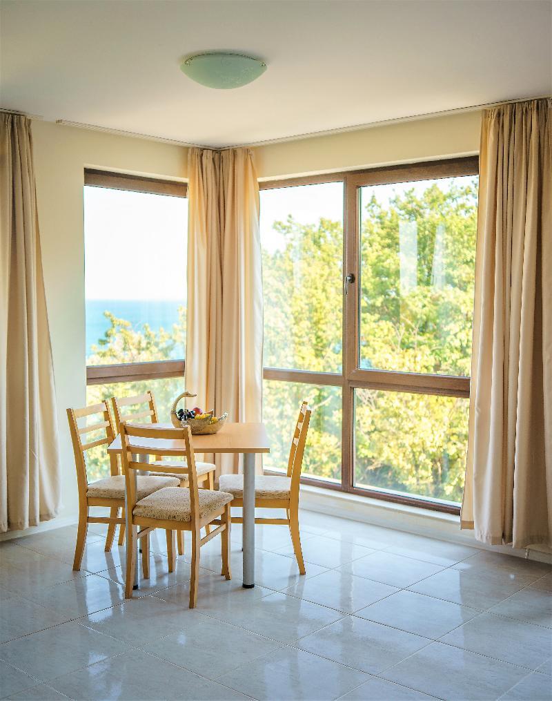 Moreto Seaside Aparthotel Обзор Экстерьер фото
